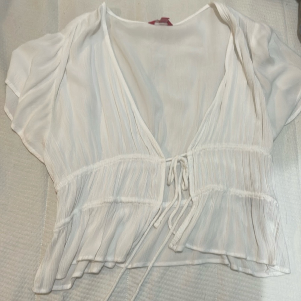 Guess top